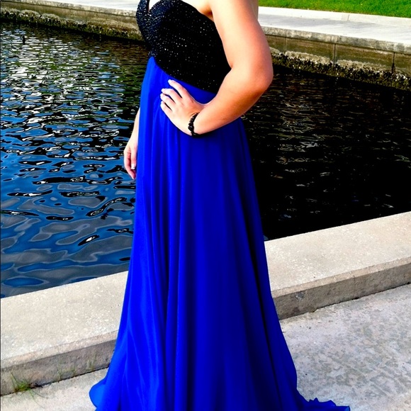Prom Gown, “Night Moves” brand, size: 12, royal blue with a black beaded bodice. - Picture 2 of 7